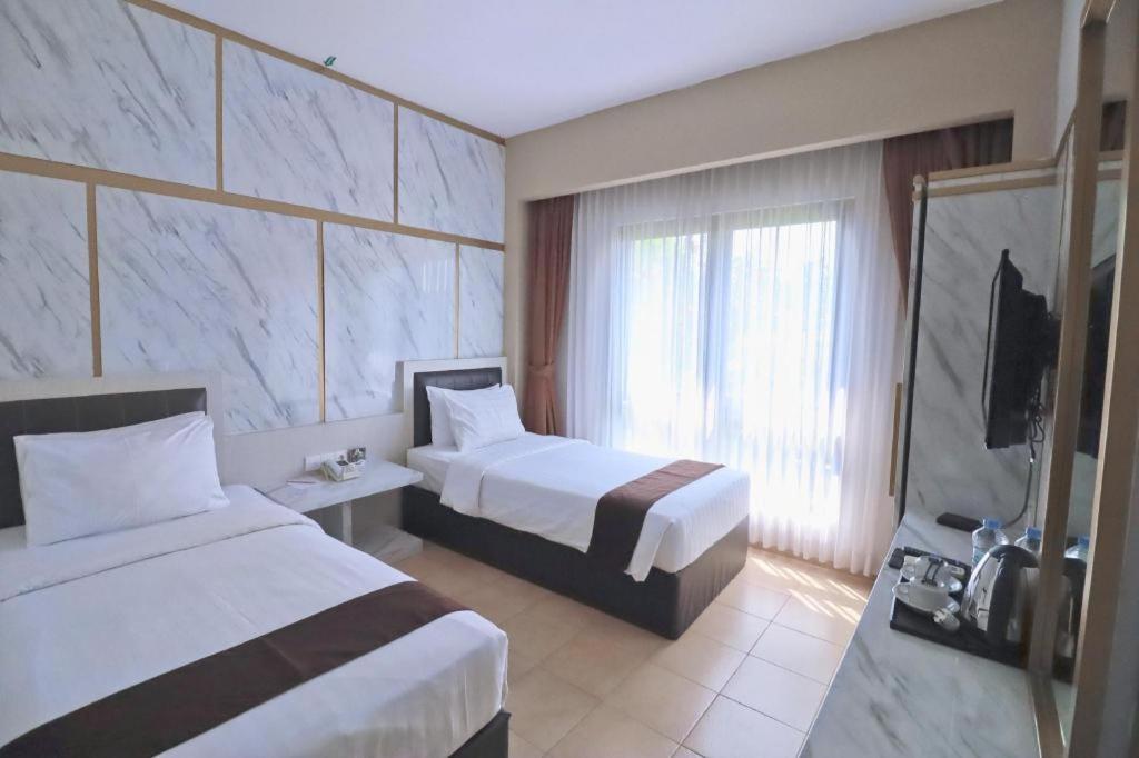 Hotel Grand Malioboro Yogyakarta Exterior foto