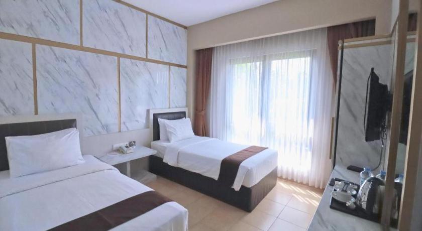 Hotel Grand Malioboro Yogyakarta Exterior foto
