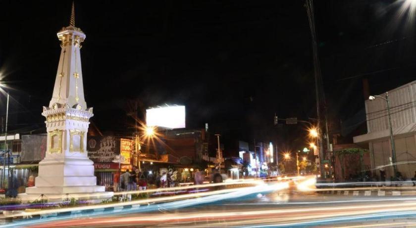 Hotel Grand Malioboro Yogyakarta Exterior foto